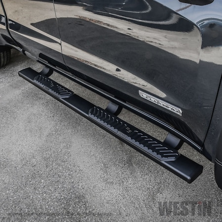 Westin Automotive 19-C SILVERADO/SIERRA 1500 DBL CAB BLACK R5 NERF BARS 28-51265
